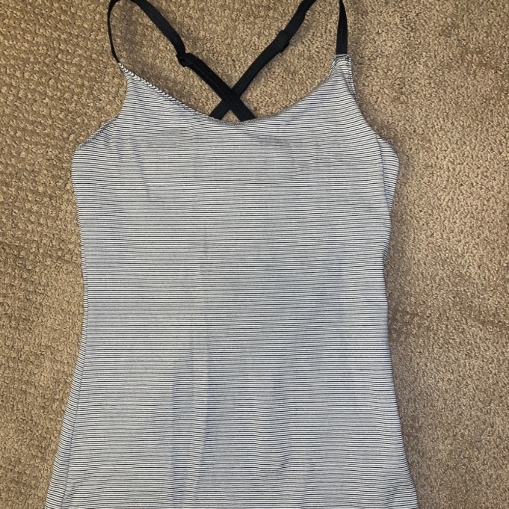 OUTDOOR VOICES active tank with built in bra